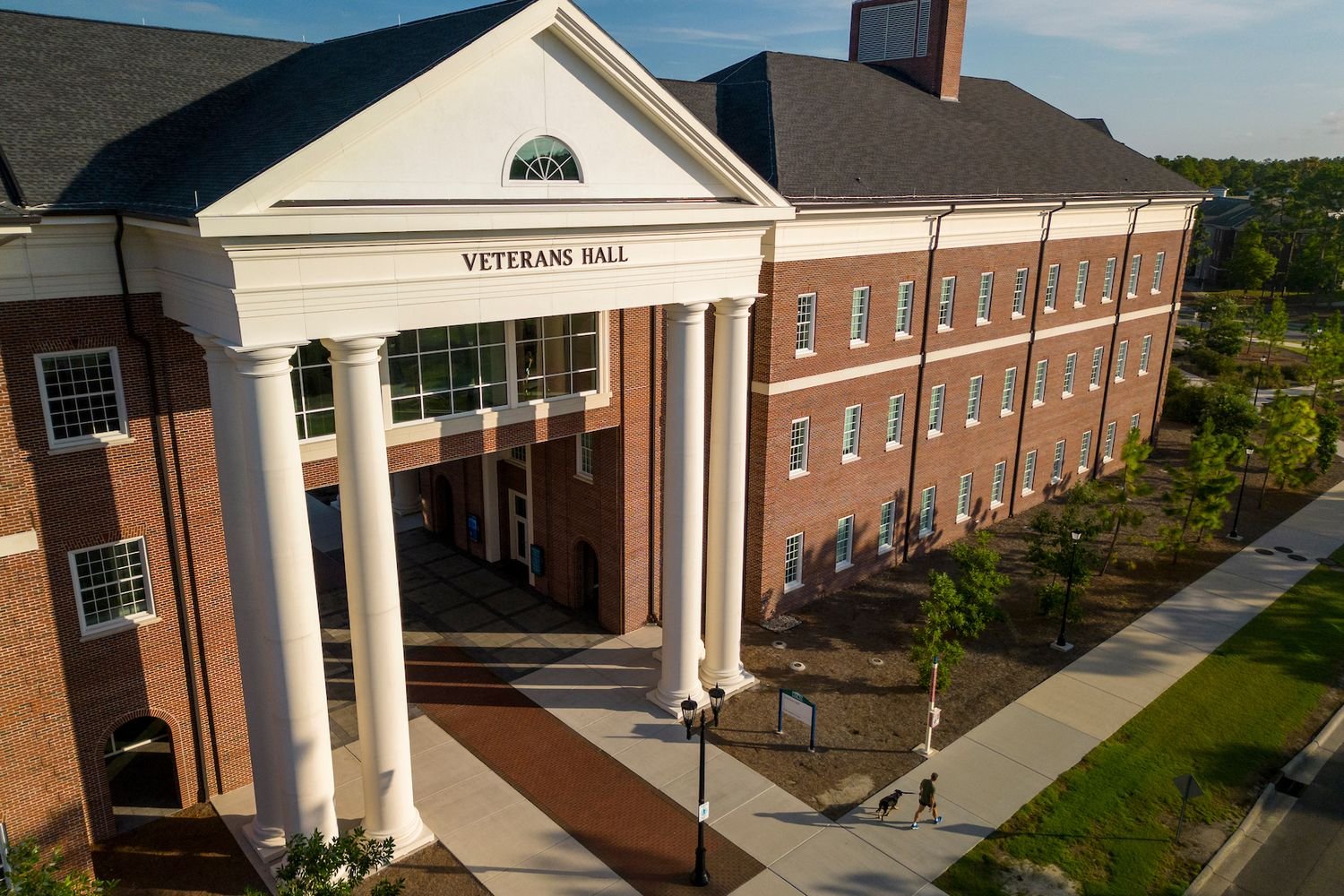 Veteran Hall on the UNCW campus 